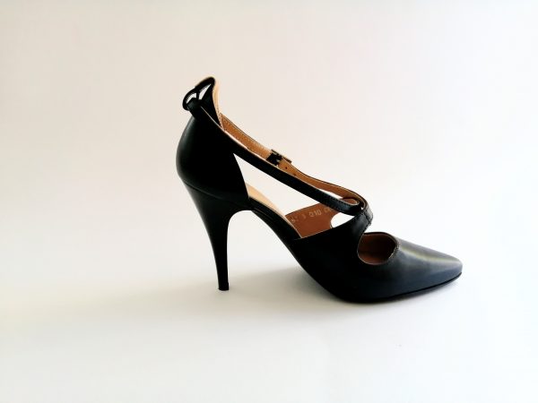 Black Small Size Shoes